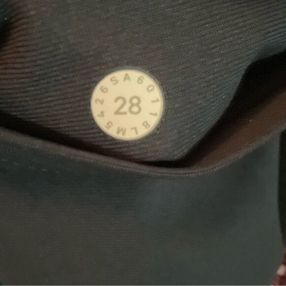 Lululemon ABC Pant Classic *34" Classic Navy Warpstreme 28 X 34 - Picture 11 of 11